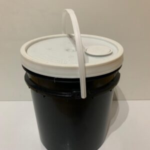 Balde Plástico Negro 10 Litros Con Pico